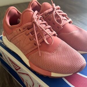 Size 4.5 men womens size 6 pink new balance